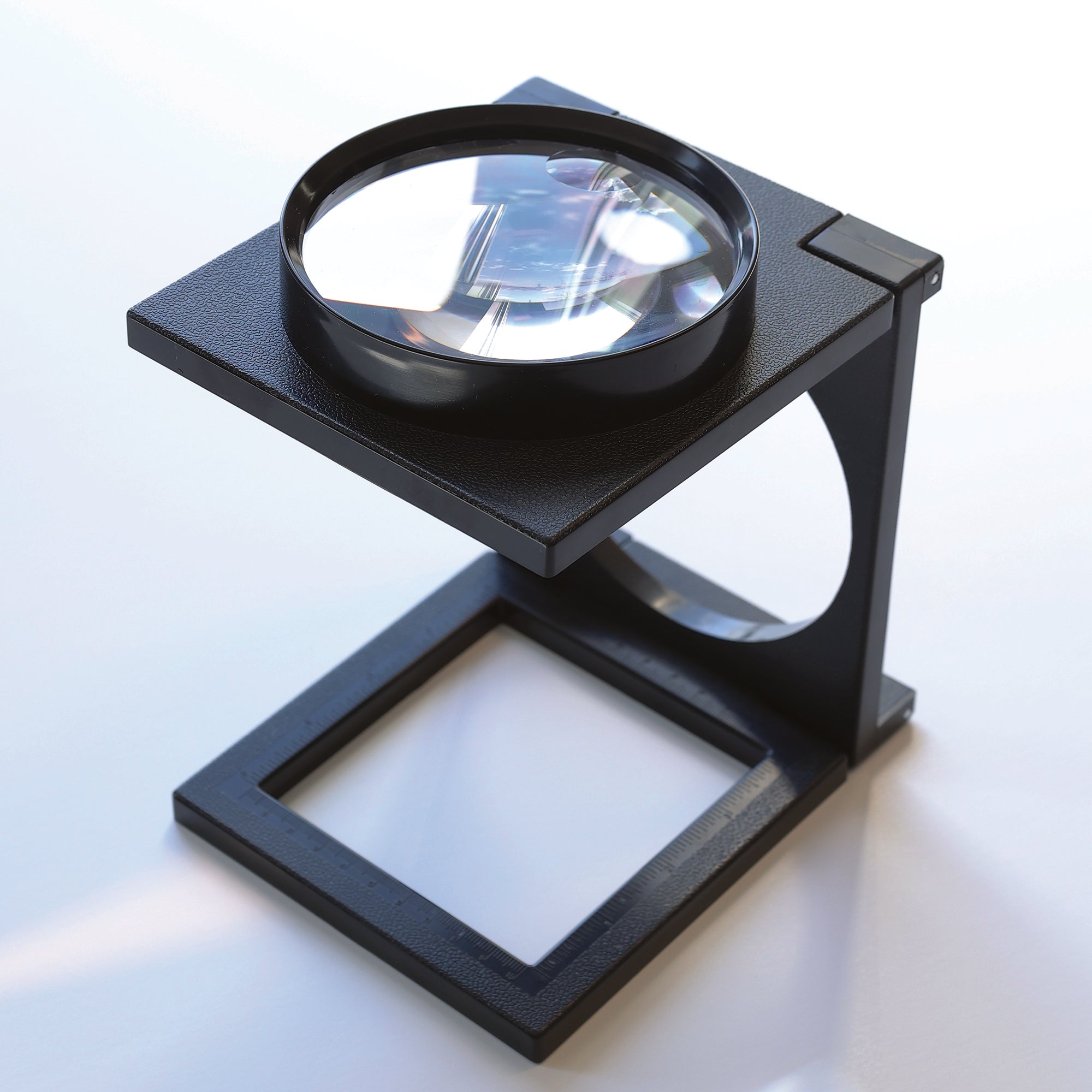Foldable Magnifier – Do Home Healthcare