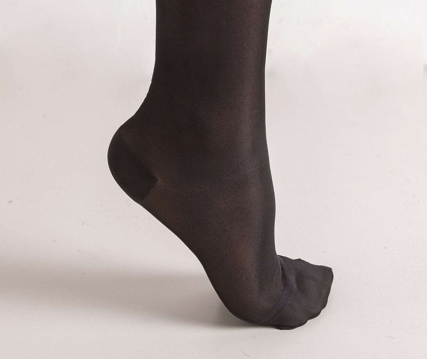 Women's Compression Knee Socks 20-30 mm Hg, Black